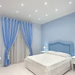 Domus Rosa 4*