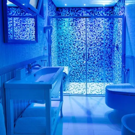 Oda ve Kahvaltı Domus Rosa 4*