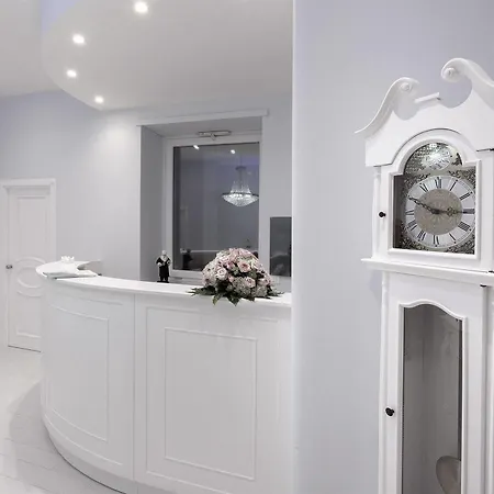Domus Rosa 4*