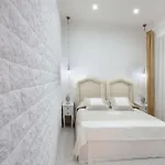 Domus Rosa 4* نابولي