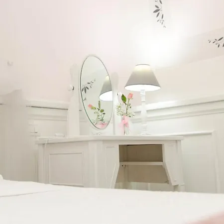 Domus Rosa فندق مبيت وإفطار نابولي
